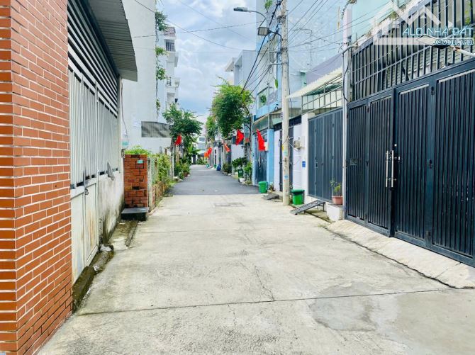 BÁN LÔ ĐẤT HIẾM 52 M2- HẺM XE HƠI 5M- ĐƯỜNG 2, TRƯỜNG THỌ, TĐ - 5.2 TỶ - 1