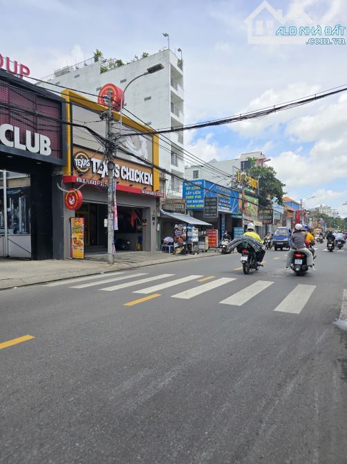 Vị trí VIP, Nhà nở hậu 7,5 x 54 mặt tiền Phan Huy Ích, Tân Bình. - 1