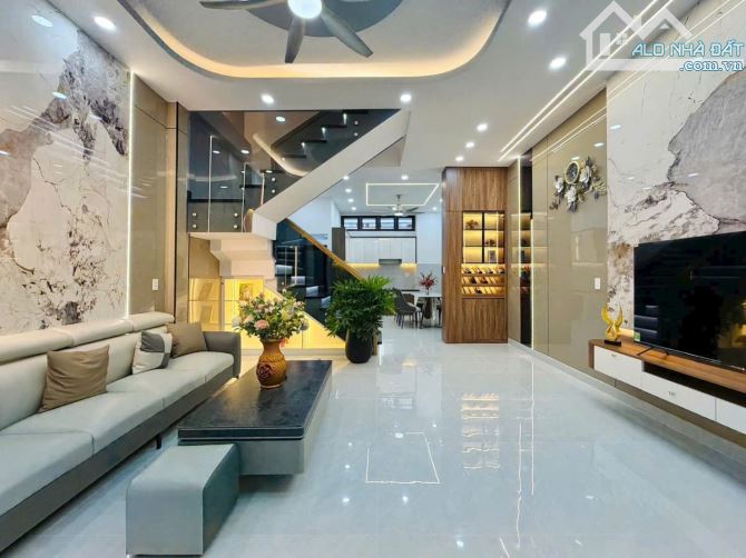 Cơ hội đầu tư nhà 68m² Nguyễn Đình Chiểu đoạn 2 chiều giá 4.15 tỷ. Xây 1 trệt 2 lầu, SHR - 1