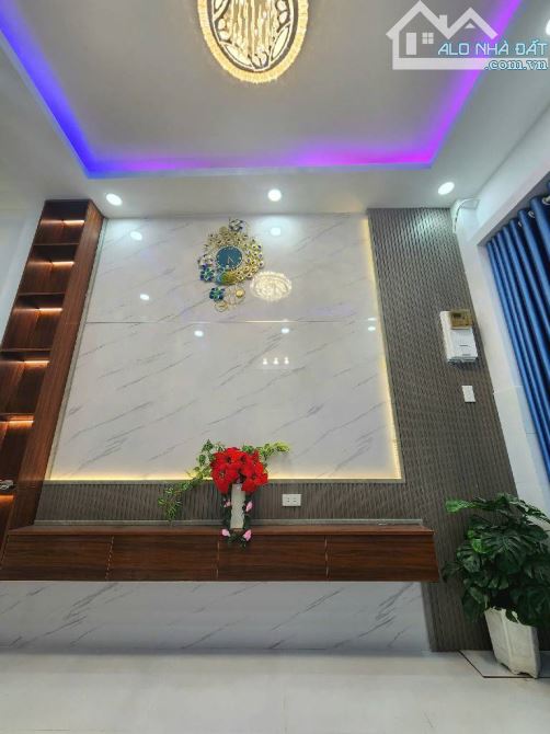 4 TẦNG - GẦN CẦU CHÀ VÀ - GIÁP QUẬN 5 - TÙNG THIỆN VƯƠNG- Q.8-DT: 27M2-  4 TỶ 850. - 1