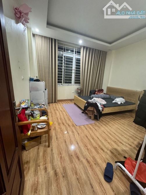 PHỐ QUAN HOA-TT CẦU GIẤY-NHÀ ĐẸP MỚI-TIỆN ÍCH BẠT NGHÀN- 4T- 30M2-NGÕ NÔNG-SỔ ĐỎ - 1