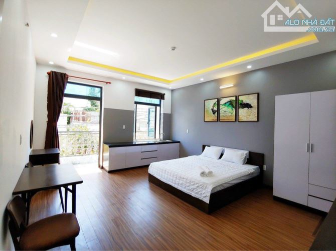 BÁN KHÁCH SẠN 1T6L MẶT TIỀN PHAN CHU TRINH, KHU Á CHÂU CÓ THANG MÁY, ĐANG CHO THUÊ 50 TR/T - 1