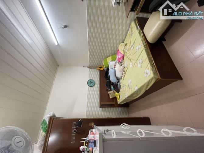 BÁN NHÀ HIỆP THÀNH 13 QUẬN 12 SÁT CHỢ, DT 60M²(4× 16), 2TẦNG BTCT, GIÁ SIÊU RẺ - 1