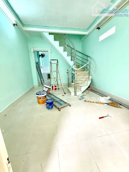 Bán nhà 1 lầu gần cầu Nguyễn Văn Cừ Phường 2 Quận 8 - 1