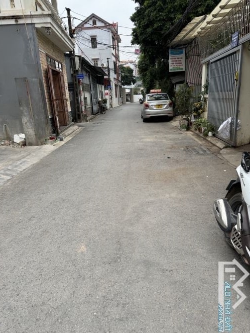 Bán mảnh đất cực đẹp phố Đức Giang, Long Biên 75m2, mặt tiền 4m,🚗 tránh,giá đầu tư 12 tỷ - 1