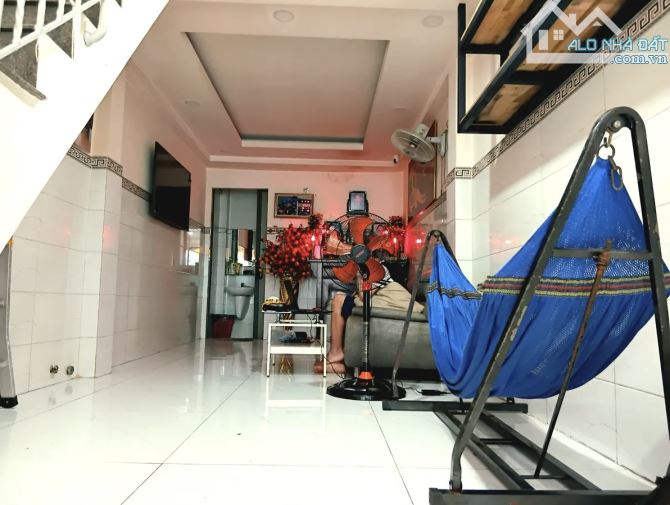 Nhà Hẻm 4M Thông 3 Mặt Tiền Lớn Nguyễn Tri Phương DT 30M2-5 Tầng Giá 7T2 - 1