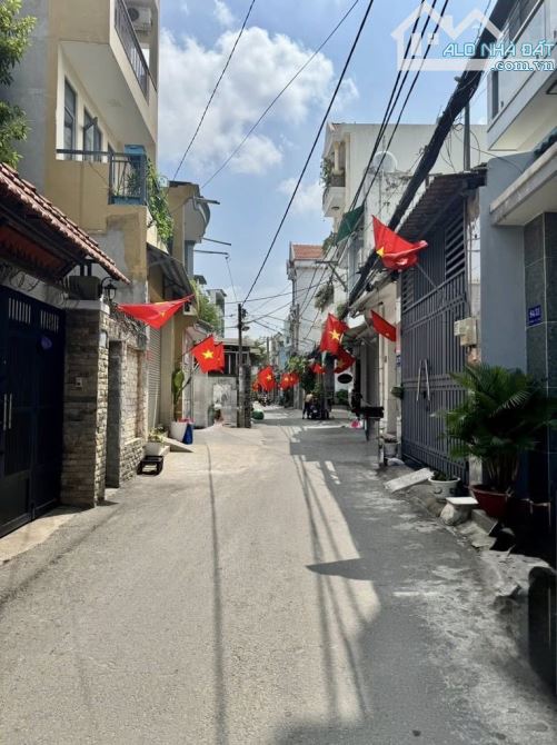 Giảm 1 tỷ Nhà Hẻm Ô Tô Thông Bùi Quang Là, Gò Vấp - 1