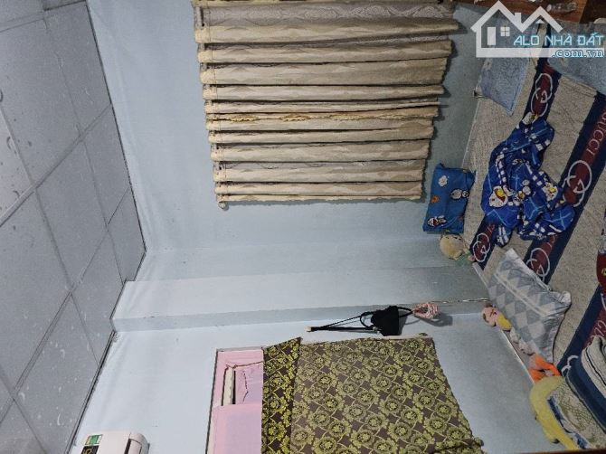 Bán nhà hẻm 301 trần xuân soạn P Tân Kiểng Quận 7. 19m2 - 1
