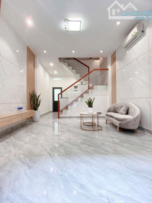 HẺM Ô TÔ THẲNG 1 TRỤC, BÁN NHÀ THÍCH QUẢNG ĐỨC, PHÚ NHUẬN 4 TẦNG, 35M2, 6.95 TỶ TL - 1