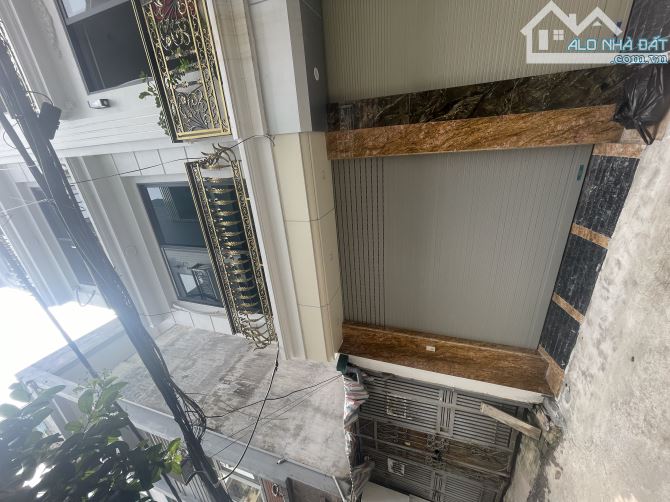 Bán nhà phân lô ô tô tránh Lạc Long Quân CG 7 tầng thang máy nhà đẹp chỉ 18 tỷ - 1