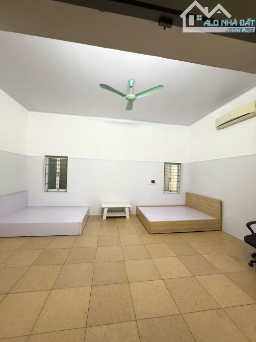 Cho thuê nhà phố Tứ Liên, Tây Hồ – 100m² – 2PN – WC khép kín – Giá chỉ 4.5 triệu/tháng - 1
