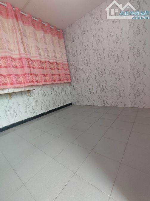 Cho thuê phòng MT Đinh Bộ Lĩnh, P.26, 9m2, NT cơ bản, 2.2tr - 1