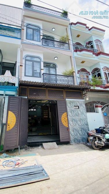 Bán nhà mới như hình gần siêu thị Emart Phan Huy Ích, Gò Vấp. 5x12m, 3tầng, HXH 6m, 8tỷ - 1