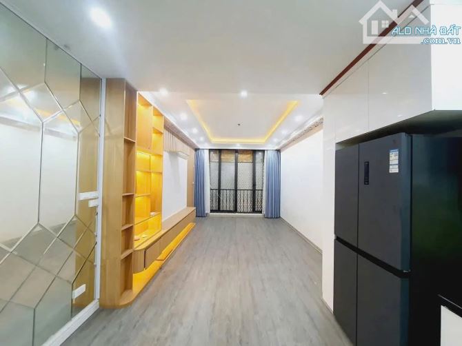 VÂN CANH – HOÀI ĐỨC – 43m² – 6 TẦNG – MẶT TIỀN 3,6M – GARA Ô TÔ - THANG MÁY – GIÁ 12,3 TỶ - 1