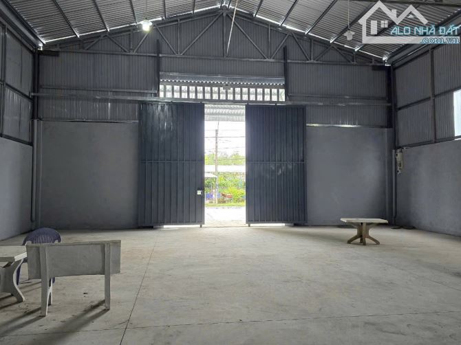 Bán đất tặng cái kho cho thuê, 387m2, SHR, KCN Linh Trung 3, giá chỉ 850tr. - 1