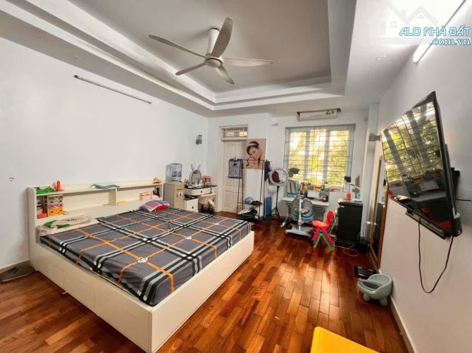 siêu phẩm Cổ Nhuế nóng bỏng tay, 130m2, ô tô tránh, kinh doanh dòng tiền đẹp keng - 1