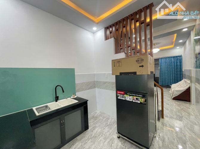 Nhà đẹp giá rẻ, dt 40m2 3pn shr Đoàn Văn Bơ Q4 giá 4.35tỷ tl. - 1