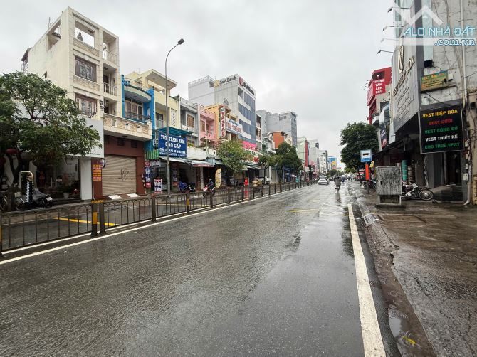 cho thuê nhà MT hòa bình 3,5x17 1 trệt 1 lầu sân thượng vị trí đối diện siêu thị copmart - 1