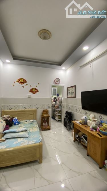 BÁN NHÀ HẺM BA GÁC SÁT MT NGUYỄN VĂN ĐẬU - BÌNH THẠNH - 2 TẦNG - 33M2 - 4.X TỶ - 1