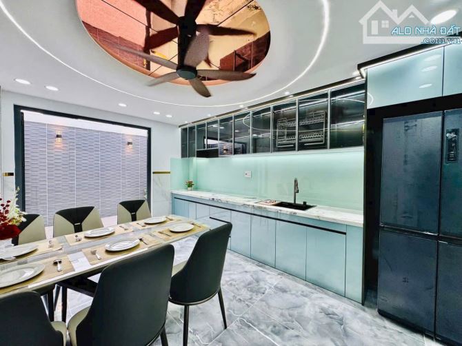 HÀNG HOT ! Bán Gấp Nhà hẻm Trần Hưng Đạo, P.7 | DT: 3,1X 15m | 2 Tầng | - 1