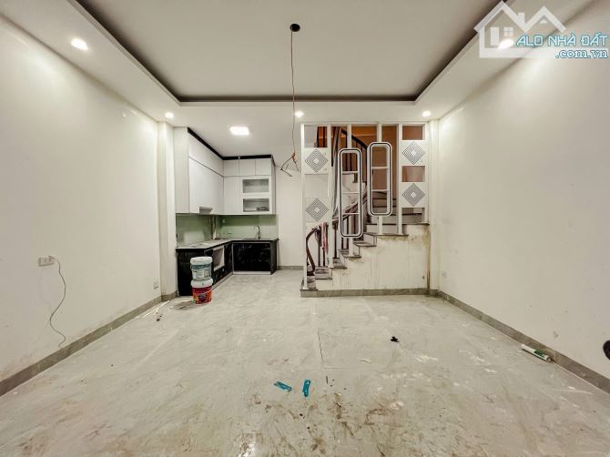 🚨 SIÊU HIẾM – NHÀ ĐẸP MINH KHAI – 30M² x 5 TẦNG – NGÕ NÔNG GẦN PHỐ – GIÁ CHỈ 7,2 TỶ! 🚨 - 1