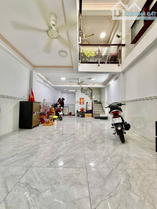NHÀ 5 TẦNG NGAY AEON TÂN PHÚ - NGANG 4.3M NỞ HẬU 5M - HẺM 4M, KHU DÂN TRÍ - CHỈ 6.68 TỶ T - 1