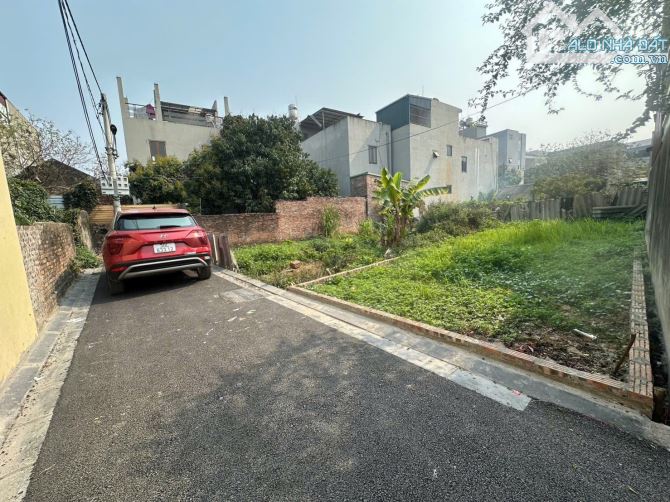 HƠN 4TỶ CÓ 52M2 LƯƠNG NỖ - TIÊN DƯƠNG  ,MT 4m , đường 4m oto 7 chỗ đỗ cửa - 1