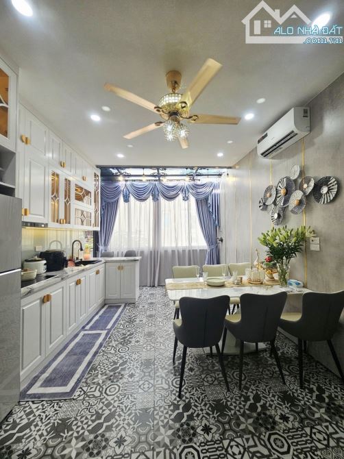 HIẾM - Nhà đẹp Quan Nhân, 2 thoáng, nội thất hiện đại, sang trọng, gần hồ, phố ô tô 50m - 1