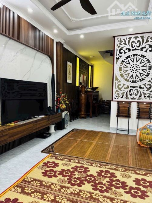 🔥THẠCH BÀN - LÔ GÓC - ÔTÔ ĐỖ CỬA 38m2 × 6 Tầng - Full Nội Thất, Nhỉnh 8 T.ỷ - 1
