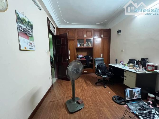 NHÀ MẶT NGÕ - GẦN PHỐ-HỒ TÂY VÀI PHÚT ĐI BỘ-HÀNG XÓM KĐT STALAKE_4 TẦNG-57/70M2-13,6 TỶ - 1