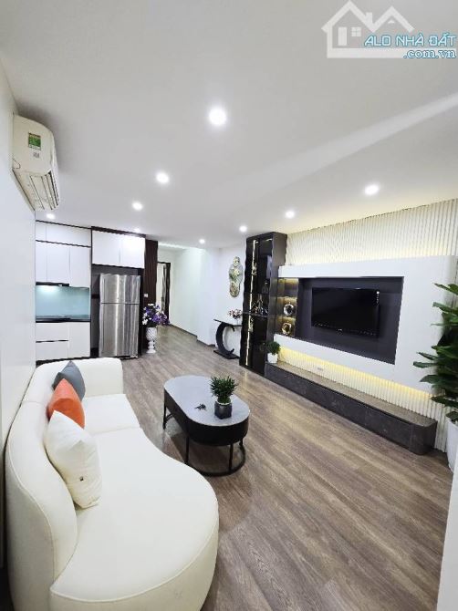 Bán chung cư 24T2 Trung Hòa Nhân Chính, 102m2 3 phòng ngủ 2 WC 8,3 tỷ - 1