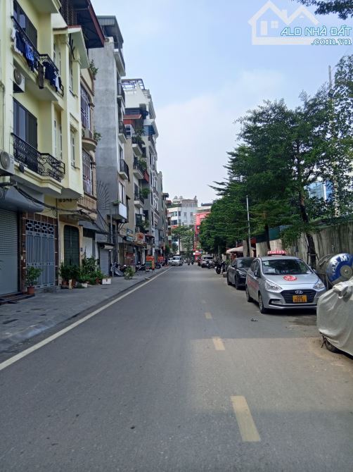 Bán nhà mặt ngõ đường Nguyễn Hoàng -  quận Cầu Giấy - Sổ 52m2 - 5 tầng - MT 6m - Oto đẹp - 1