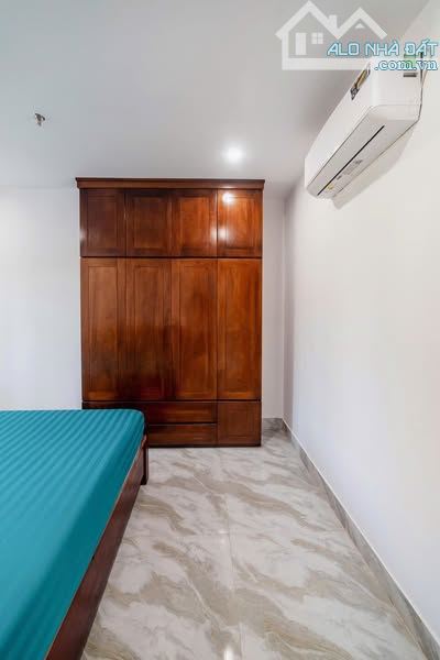 Cần cho thuê căn hộ 2 phòng ngủ tầng trệt full nội thất MT gần Lê Văn Duyệt - 1
