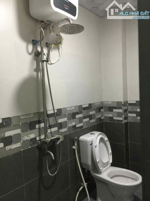 CHO THUÊ NHÀ NGUYÊN CĂN- KIỆT BÙI THỊ XUÂN (GẦN CHỢ PHƯỜNG ĐÚC)- PHƯỜNG ĐÚC ( cũ)- TP HUẾ - 1