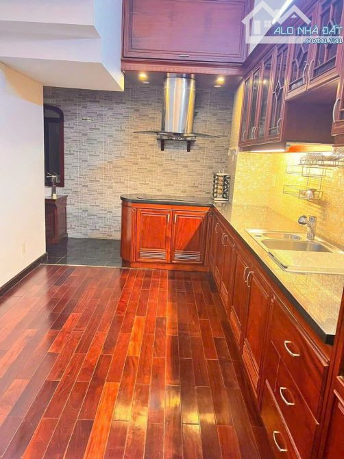 Mặt tiền Tân Canh, P.1, Q.Tân Bình, 4m*20m, trệt 2 lầu sân thượng, 35tr/th - 1