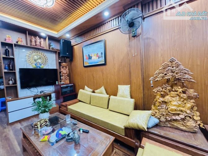 PHÚ LƯƠNG HĐÔNG _50M 5 TẦNG _VỊ TRÍ ĐẮC ĐỊA GẦN CÁC TRƯỜNG ĐẠI HỌC _ NHỈNH 6 TỶ SẴN Ở - 1
