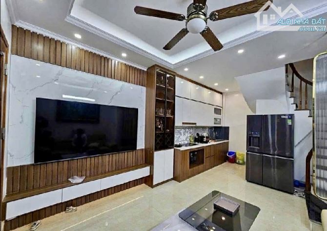 MỸ ĐÌNH- NHÀ ĐẸP 30x5 TẦNG- GẦN SVĐ MỸ ĐÌNH- FULL ĐỒ- 7.x TỶ - 1