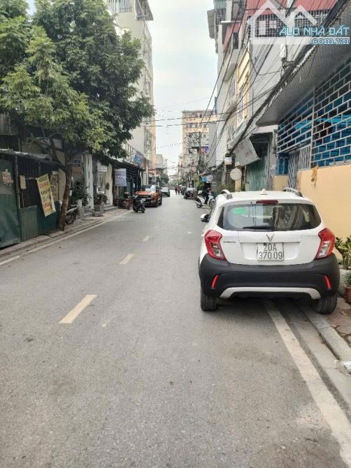 TRỤC CHÍNH ĐÀO XUYÊN, 69m nở hậu – Ô tô 7 chỗ đậu cửa – Giá 78tr/m - Ở hay đầu tư đều ngon - 1