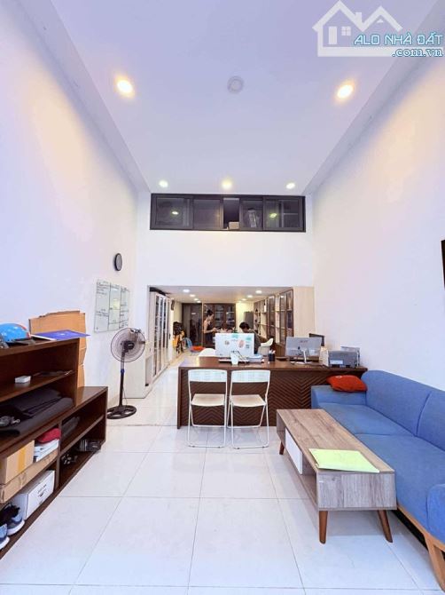 HẺM 10M- 6 TẦNG BTCT - ĐIỆN BIÊN PHỦ-P.1-Q.3- DT: 3.95*14.5M- 15 TỶ 95 - 1