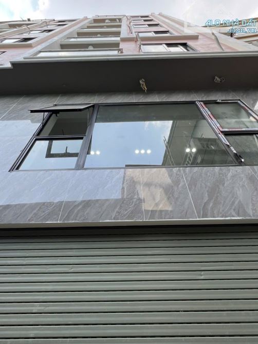 Cổ Linh, Thạch Bàn. Sau 1 nhà ra mặt phố. Dt 35m*7 tầng thang máy*hơn 8 tỷ. Cách Aeon 1km. - 1