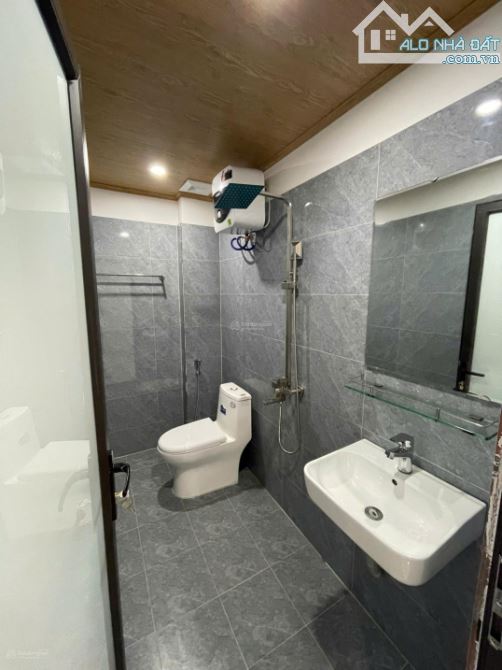 bán nhà 2 tầng ngõ đường Hoàng Quốc Việt Kiến An Hải Phòng - 1
