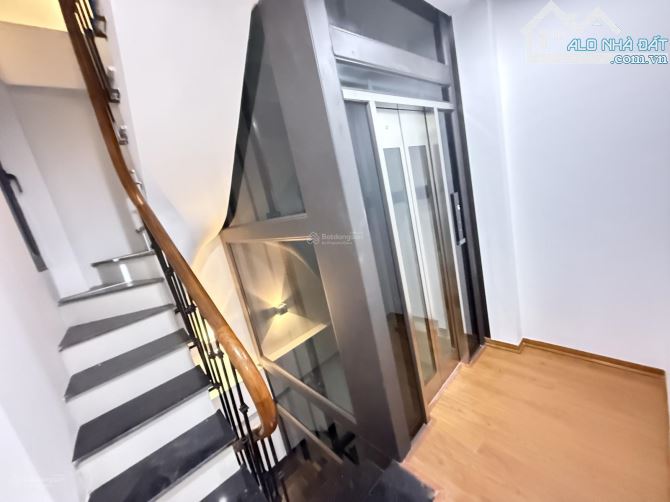 Bán nhà đẹp đê la thành - giảng võ -ba đình 32m 6 tầng full nội thất cơ bản ba gác vào cửa - 1
