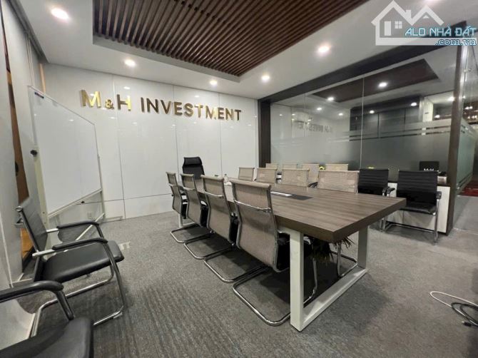 Nhà 7 tầng   mặt tiền quận 2 giá 22,8 tỷ - 1