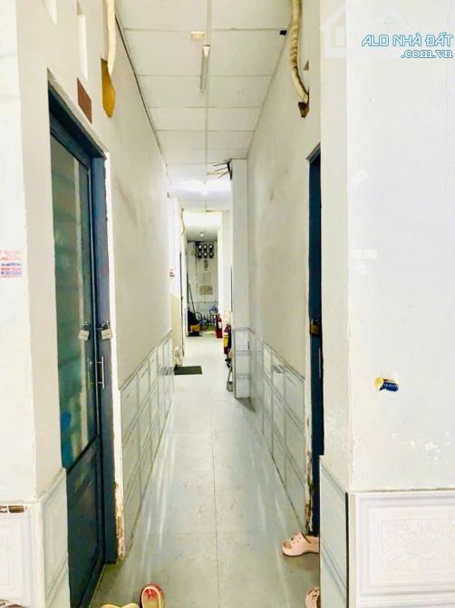 Ngộp 27 Tỷ giảm về 25 Tỷ - Bán nhanh CHDV 4 tầng 160m2 - Ngang hiếm 8m hẻm xe hơi P.24 - 1