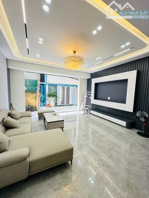 Nhà đẹp 6 tầng Ngọc Trì, Thạch Bàn - Phù hợp gia đình đông thành viên hay đầu tư cho thuê - 1