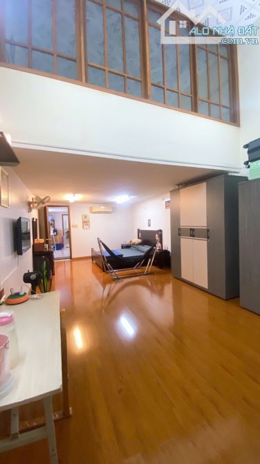 Quận 5 - 65m2 -3 tầng ngay chợ Tân thành giá chỉ hơn 6 tỷ. - 1
