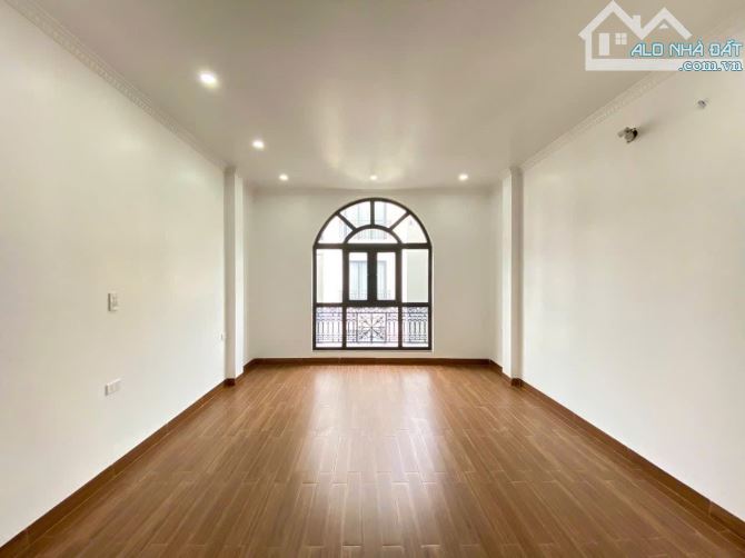 Bán nhà 5 tầng siêu đẹp có thang máy trong khu TĐC Xi Măng, Sở Dầu – Giá 5.9 tỷ - 12
