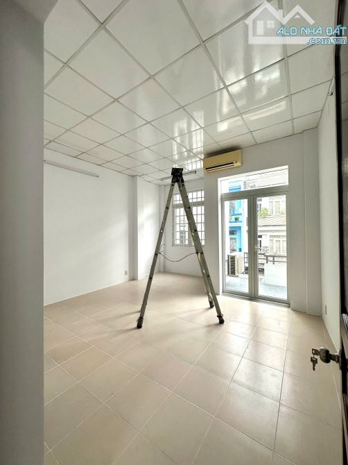Cho thuê nhà trục chính hẻm hồ tùng mậu gần công an thành phố giá 17 triệu - 14