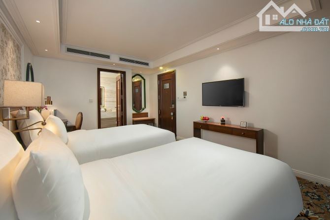 Dòng tiền 96 tỷ/năm - khách sạn 5* Phố Cổ - 560m2 - 112 phòng - MT 15m - 596 tỷ