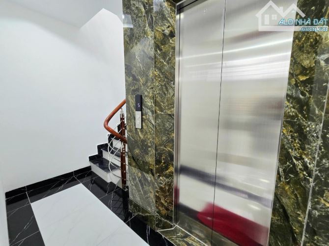 Nhà mới xây hiện đại đẹp thang máy ! Khu dân cư gần trường học.  dân chí cao - 15